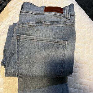 Express skinny light blue jeans sz 4R - like new